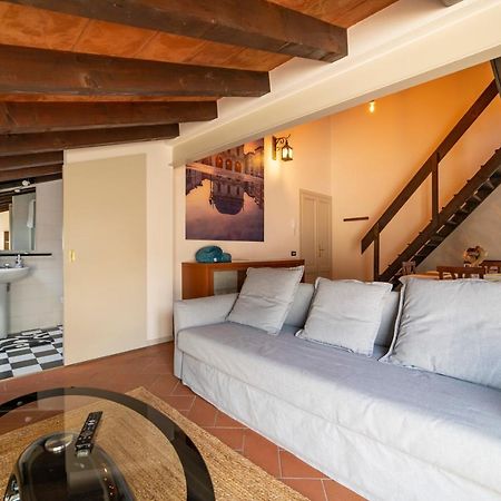 Invictus Apartment Brescia Luaran gambar